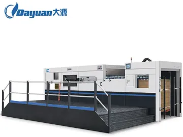 Máy bế tự động định hình thùng carton tại Minh Phúc