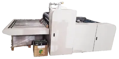 Máy cán màng nhiệt tại nhà máy Minh Phúc